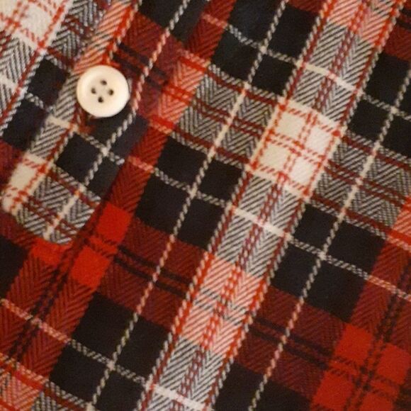 Plaid dress 18 months🌈5 for $25 - Picture 4 of 6